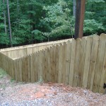 A great fence to keep your pets in.
